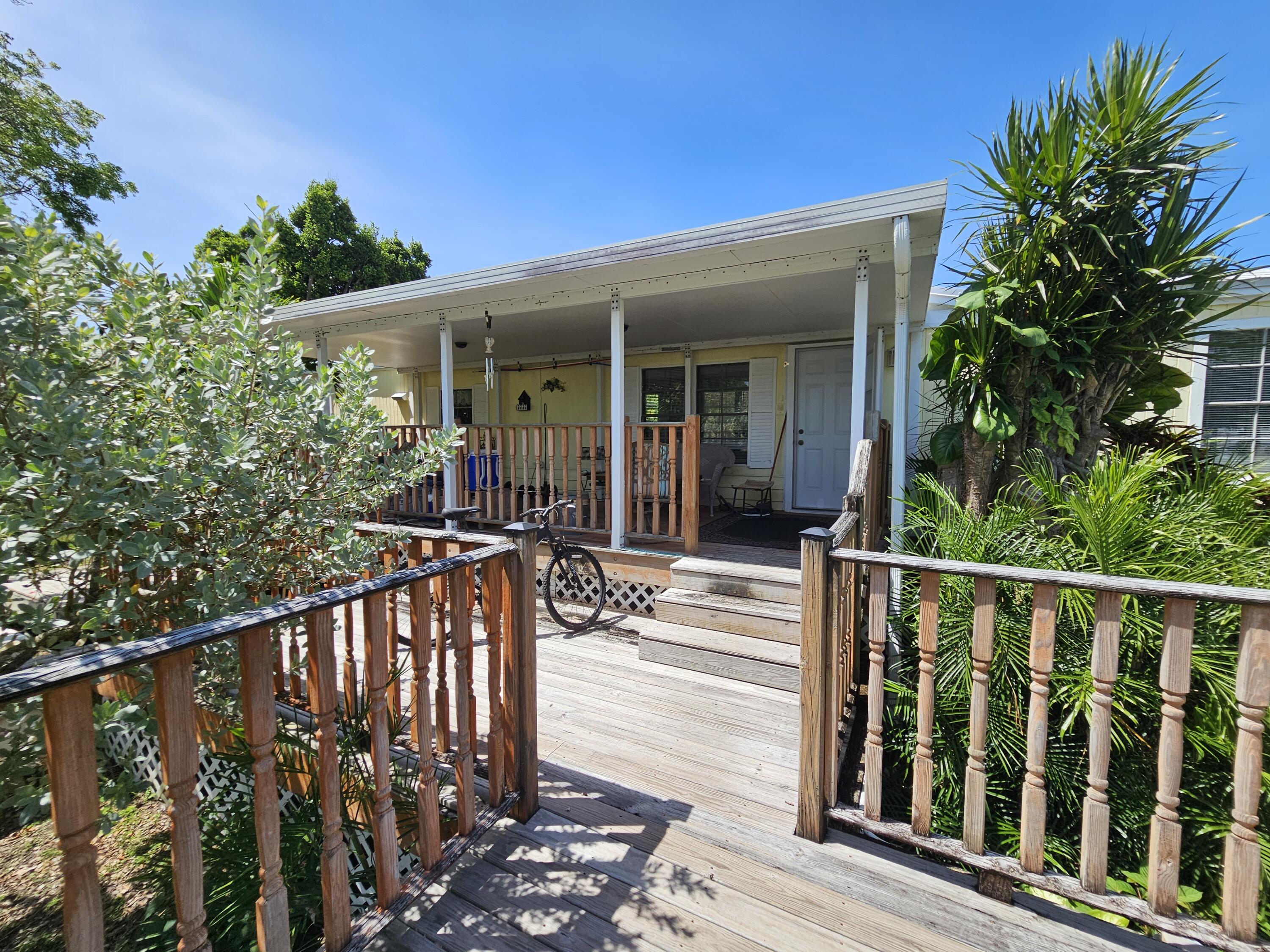 917 Plantation Road Key Largo, FL 33037 - Photo 26 of 31 Entrance