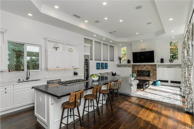 $3,000,000 | 3304 North Poinsettia Avenue, Manhattan Beach, CA 90266