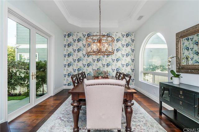 $3,000,000 | 3304 North Poinsettia Avenue, Manhattan Beach, CA 90266