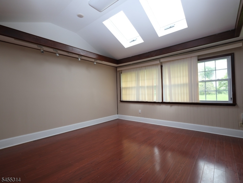 161 Mt Horeb Road Warren, NJ 07059 - Photo 22 of 29 Gallery Image 22