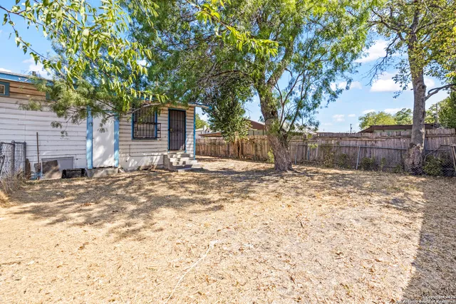 $975 | 1115 Cullin Avenue, San Antonio, TX 78221