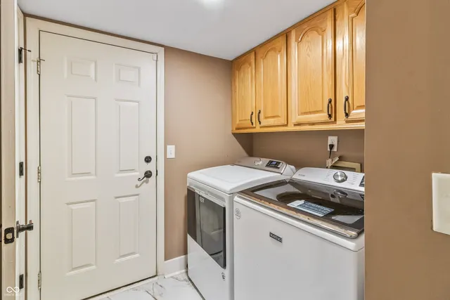 $625,000 | 10740 Pine Bluff Drive, Fishers, IN 46037