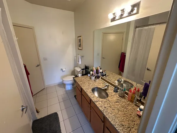 $3,025 | 315 2nd Street, Unit 305, Ann Arbor, MI 48103