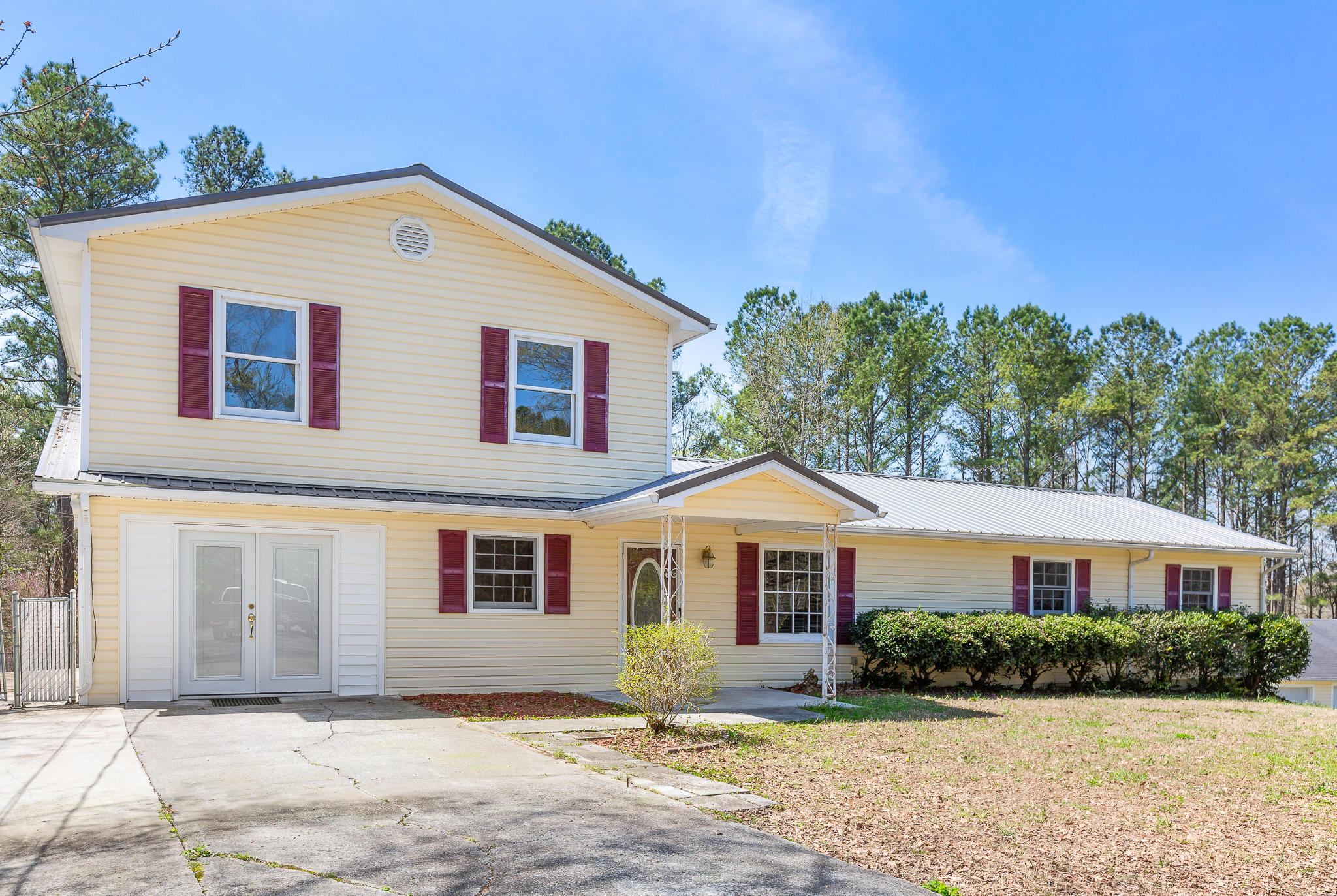 1444 Groves Road Northeast Dalton, GA 30721 - Photo 3 of 27 Groves (3 of 27)