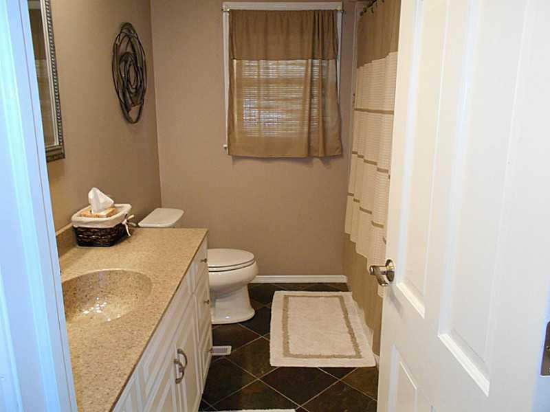 2990 Davis Road Indianapolis, IN 46239 - Photo 15 of 24 Gallery Image 15