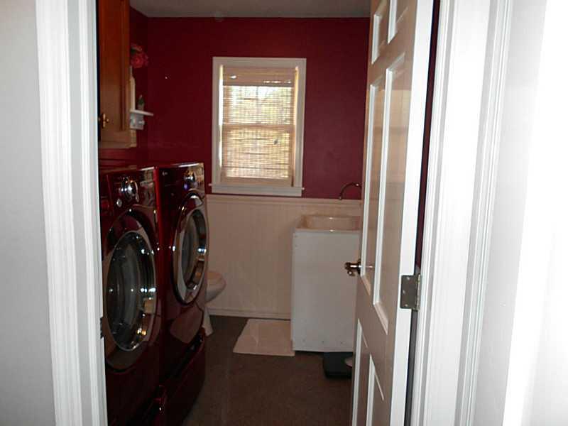 2990 Davis Road Indianapolis, IN 46239 - Photo 17 of 24 Gallery Image 17