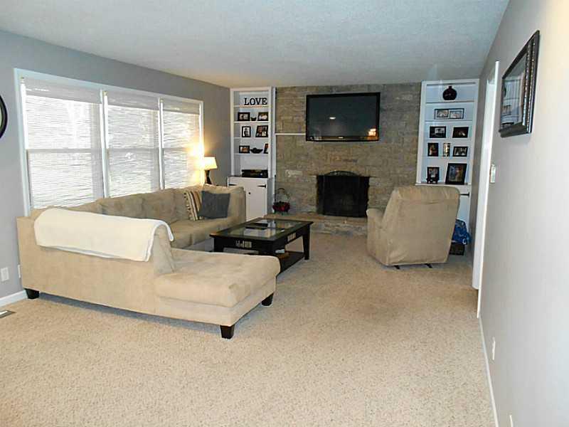 2990 Davis Road Indianapolis, IN 46239 - Photo 3 of 24 Gallery Image 3