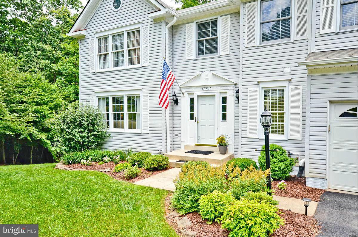 12565 Curling Road Manassas, VA 20112 - Photo 2 of 30 Exterior (Front)