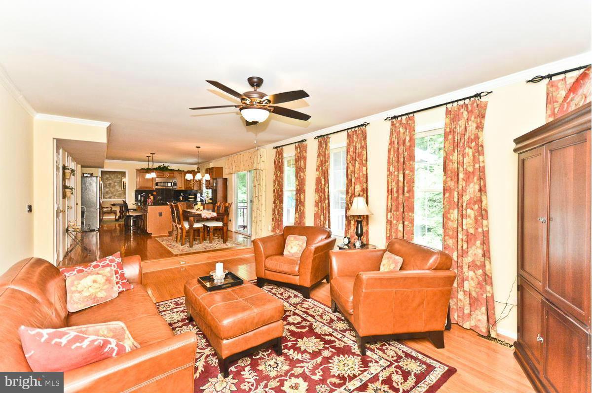 12565 Curling Road Manassas, VA 20112 - Photo 16 of 30 Family Room