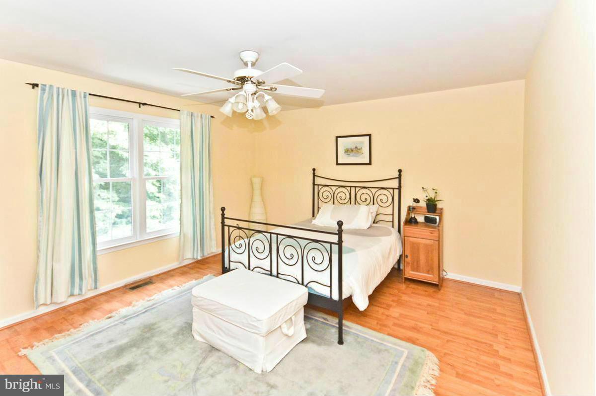 12565 Curling Road Manassas, VA 20112 - Photo 18 of 30 Bedroom