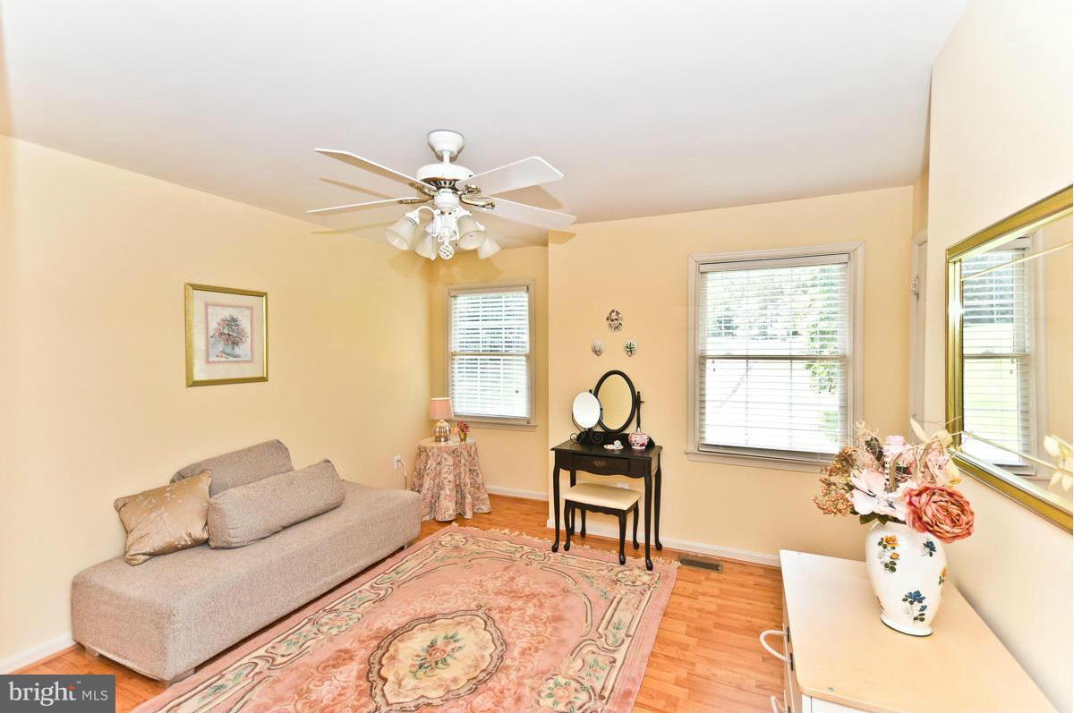 12565 Curling Road Manassas, VA 20112 - Photo 19 of 30 Bedroom