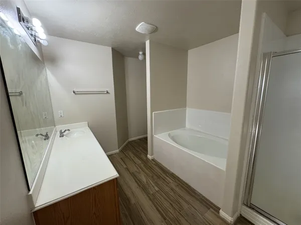 $1,950 | 13723 Audra Lane, Houston, TX 77083