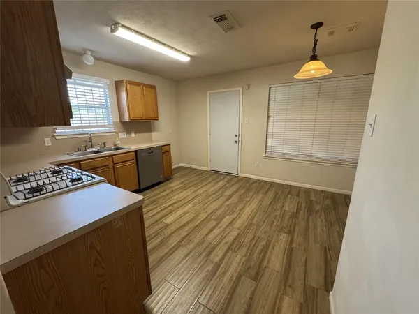 $1,950 | 13723 Audra Lane, Houston, TX 77083