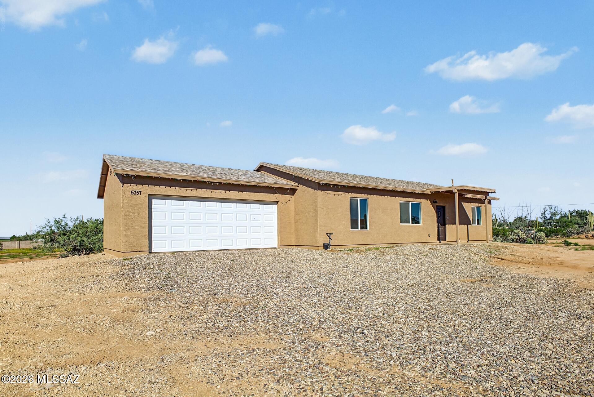 5757 North Avra Road Tucson, AZ 85743 - Photo 4 of 30 3 - Avra