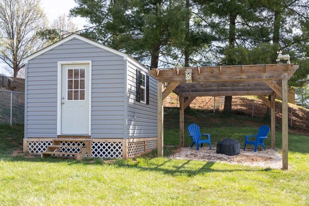 201 Tuxedo Road Staunton, VA 24401 - Photo 41 of 42 Gallery Image 41