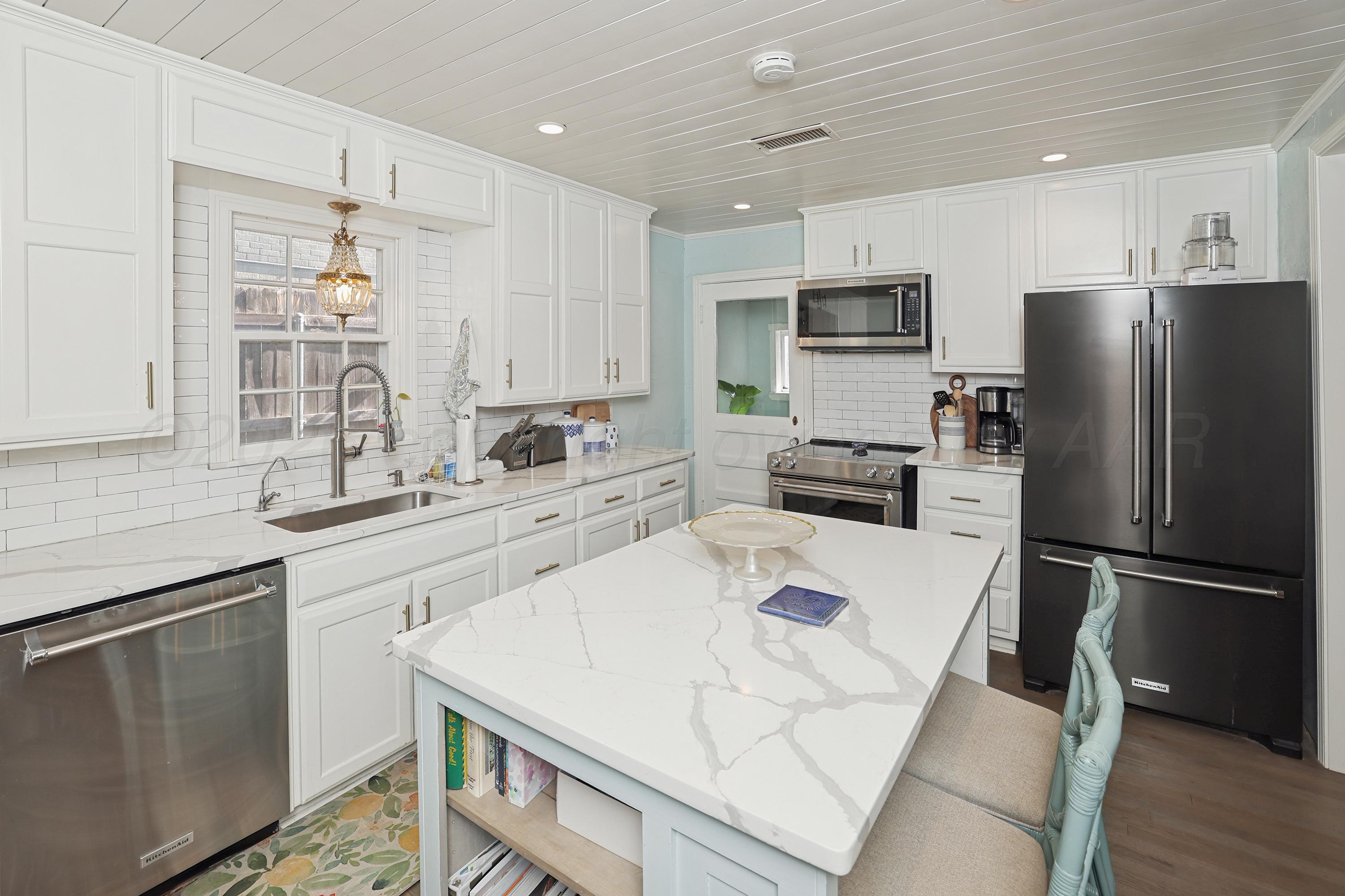 1222 South Rusk Street Amarillo, TX 79102 - Photo 6 of 30 13-Kitchen