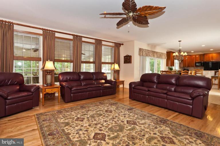 807 Miller Road Parkton, MD 21120 - Photo 11 of 30 Family Room #2