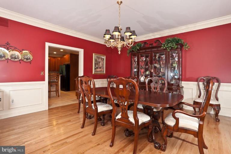 807 Miller Road Parkton, MD 21120 - Photo 18 of 30 Dining Room