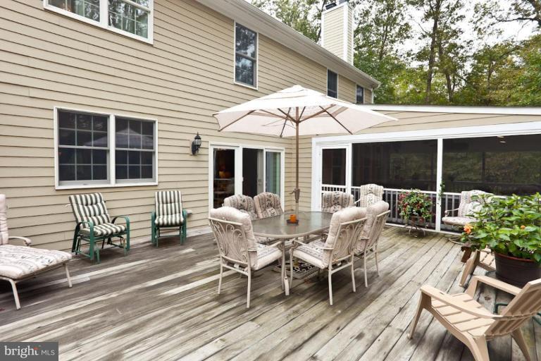 807 Miller Road Parkton, MD 21120 - Photo 27 of 30 Deck