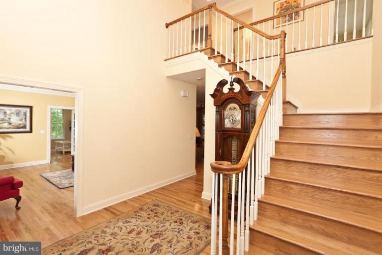 807 Miller Road Parkton, MD 21120 - Photo 5 of 30 Hallway