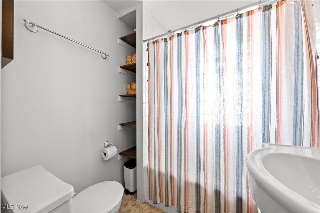 3495 Silsby Road Cleveland, OH 44118 - Photo 25 of 33 Gallery Image 25