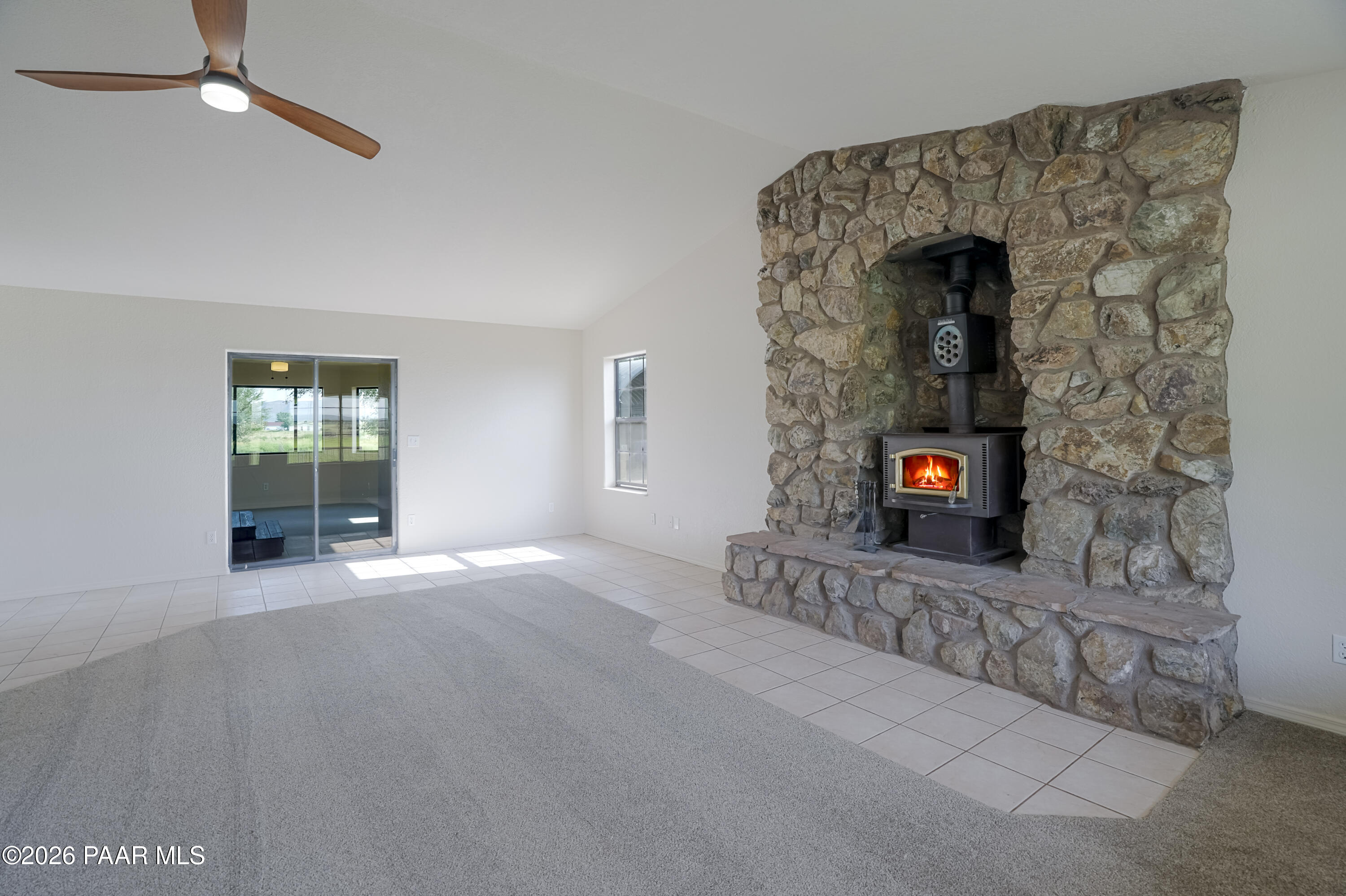 3980 West Rocky Road Paulden, AZ 86334 - Photo 13 of 73 Living Room 3