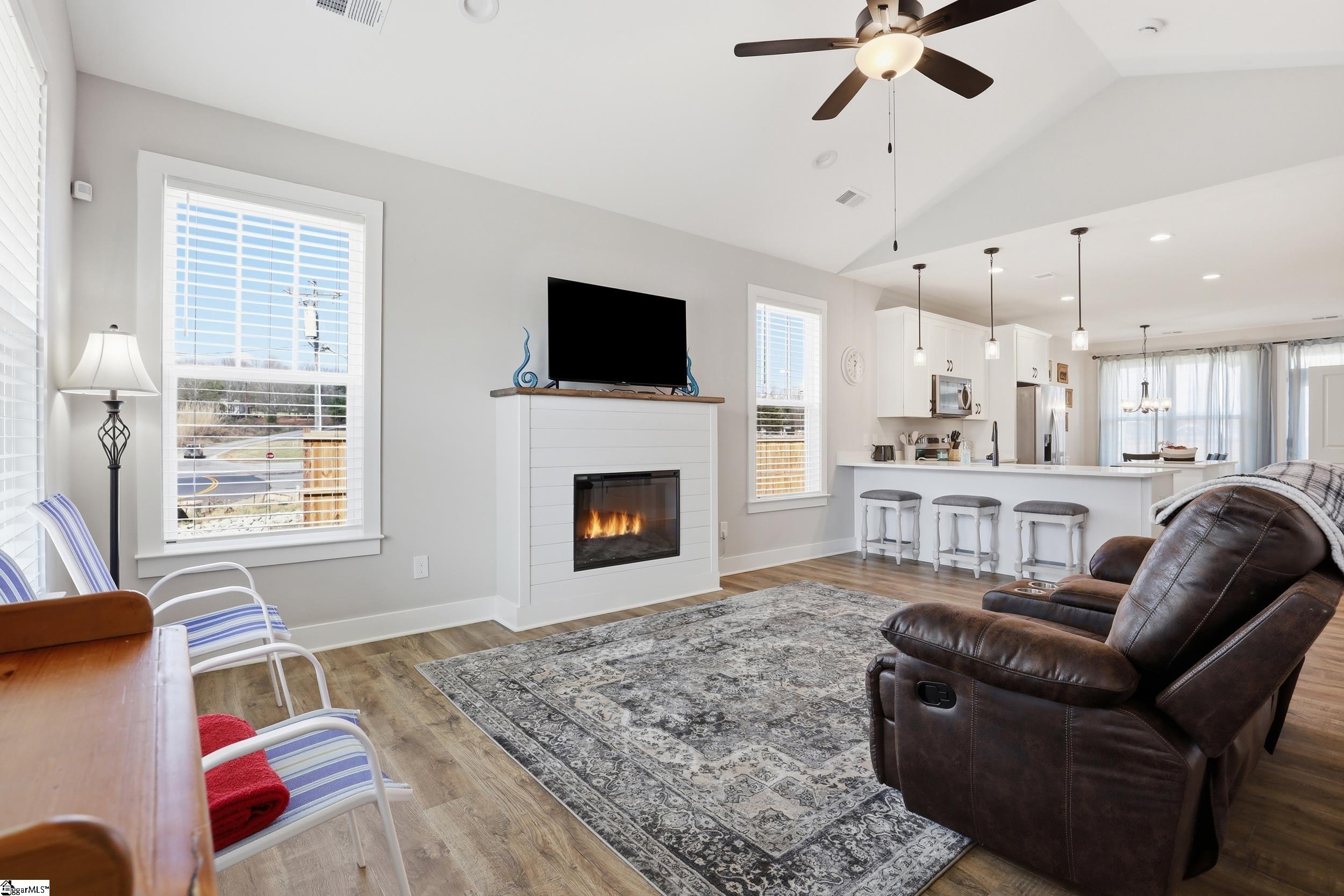 215 Amsterdam Road Easley, SC 29640 - Photo 8 of 29