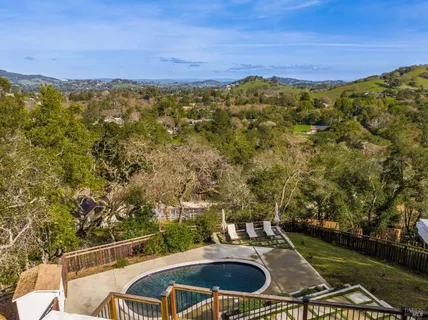$1,849,000 | 194 Maestro Road, Novato, CA 94947