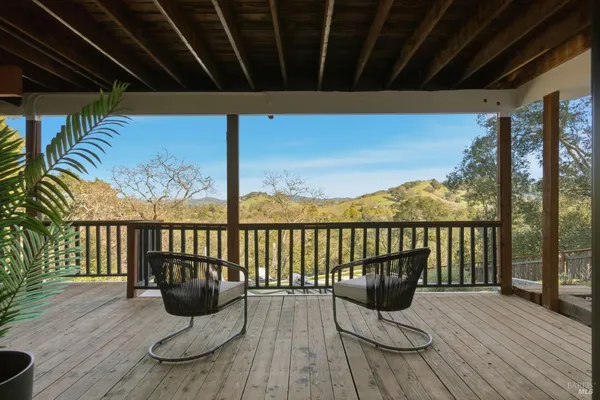 $1,899,000 | 194 Maestro Road, Novato, CA 94947