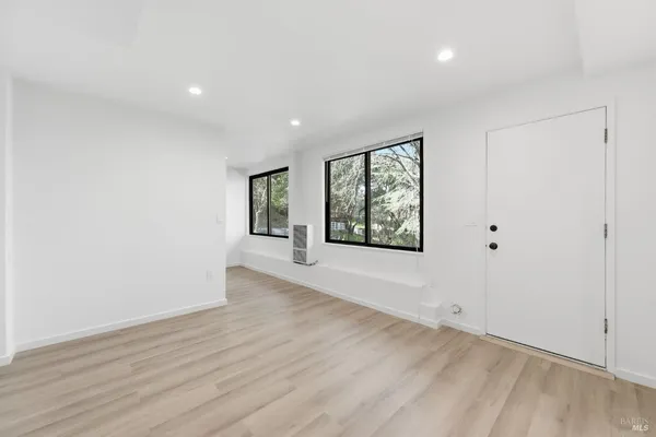 $1,899,000 | 194 Maestro Road, Novato, CA 94947