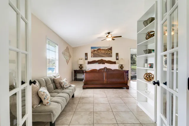 $599,000 | 5924 Southeast Orange Blossom Trail, Hobe Sound, FL 33455