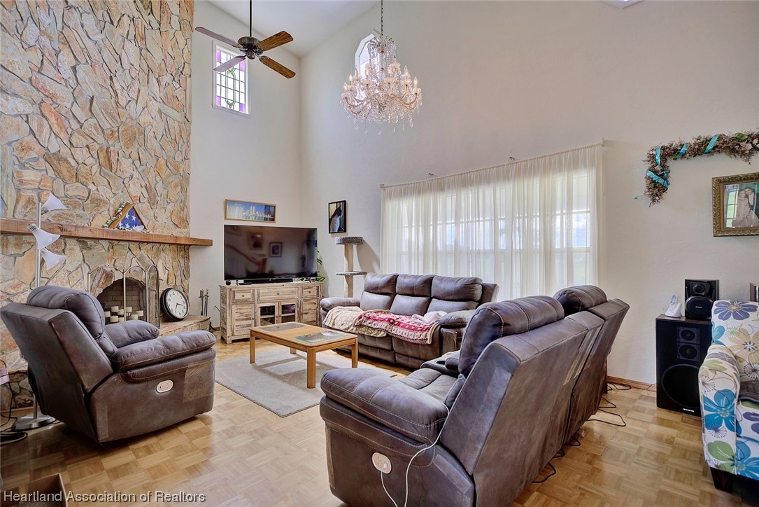 225 Longwood Road Sebring, FL 33870 - Photo 6 of 39 Gallery Image 6