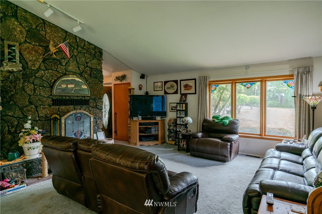 12 Tonasket Shop Road Tonasket, WA 98855 - Photo 8 of 25 Gallery Image 8