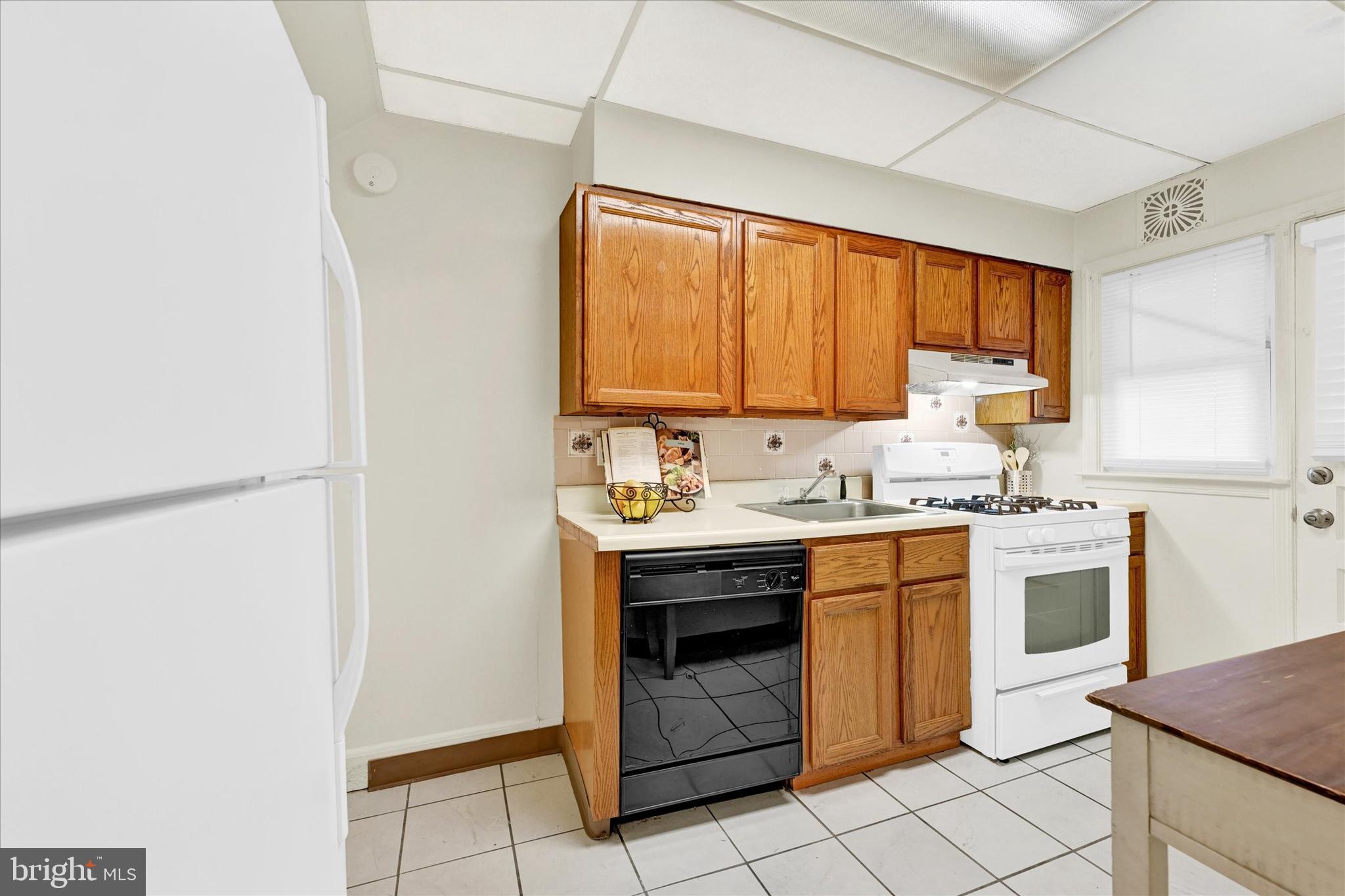 408 Trappe Road Dundalk, MD 21222 - Photo 10 of 34