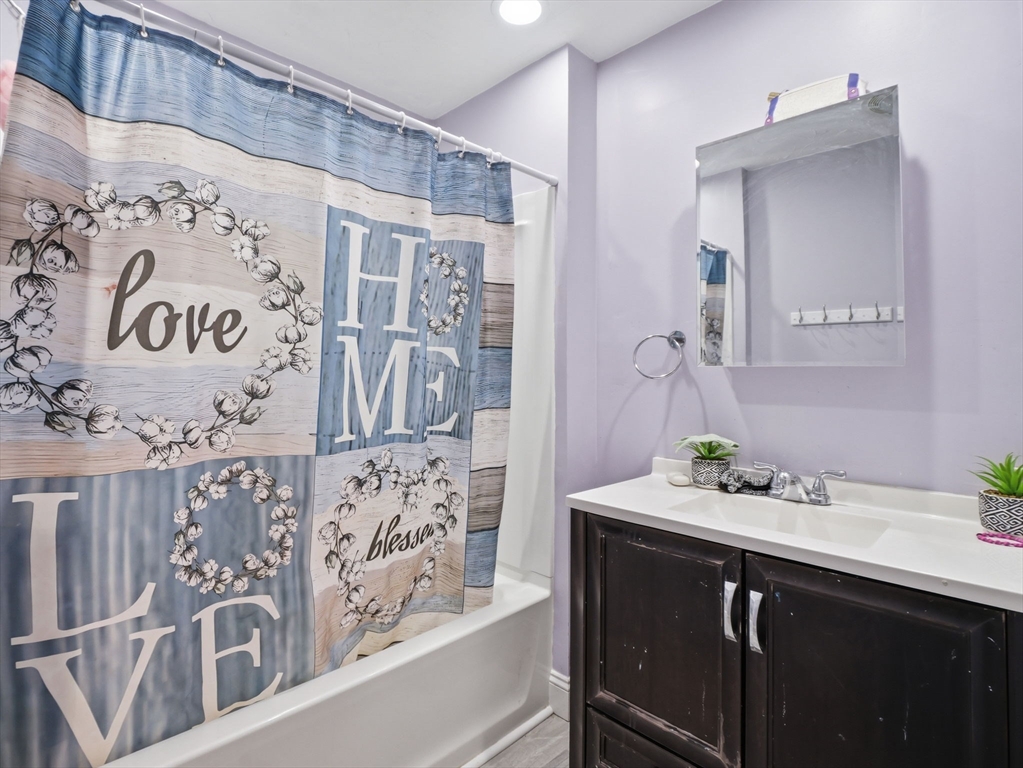 149 Cross Street Gardner, MA 01440 - Photo 18 of 42