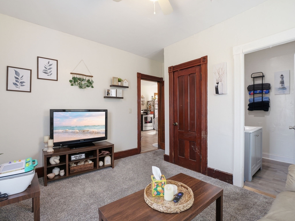 149 Cross Street Gardner, MA 01440 - Photo 32 of 42