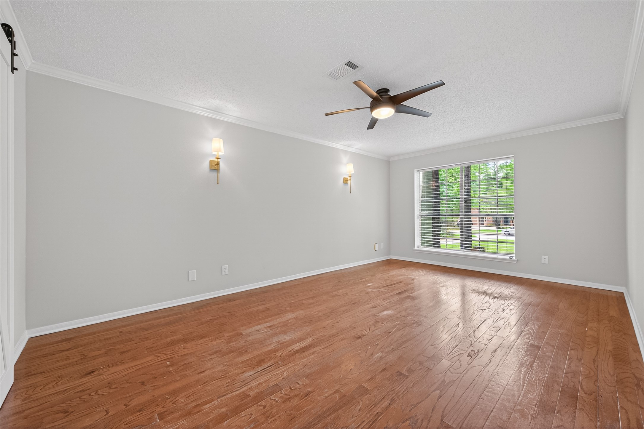 106 Breezy Point Place Spring, TX 77381 - Photo 31 of 37