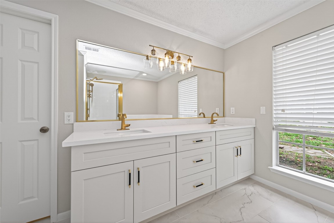 106 Breezy Point Place Spring, TX 77381 - Photo 34 of 37