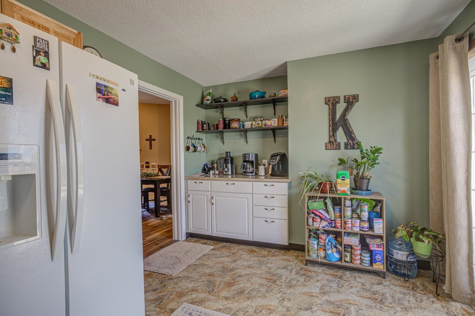 3335 Plateau Street Casper, WY 82601 - Photo 14 of 43