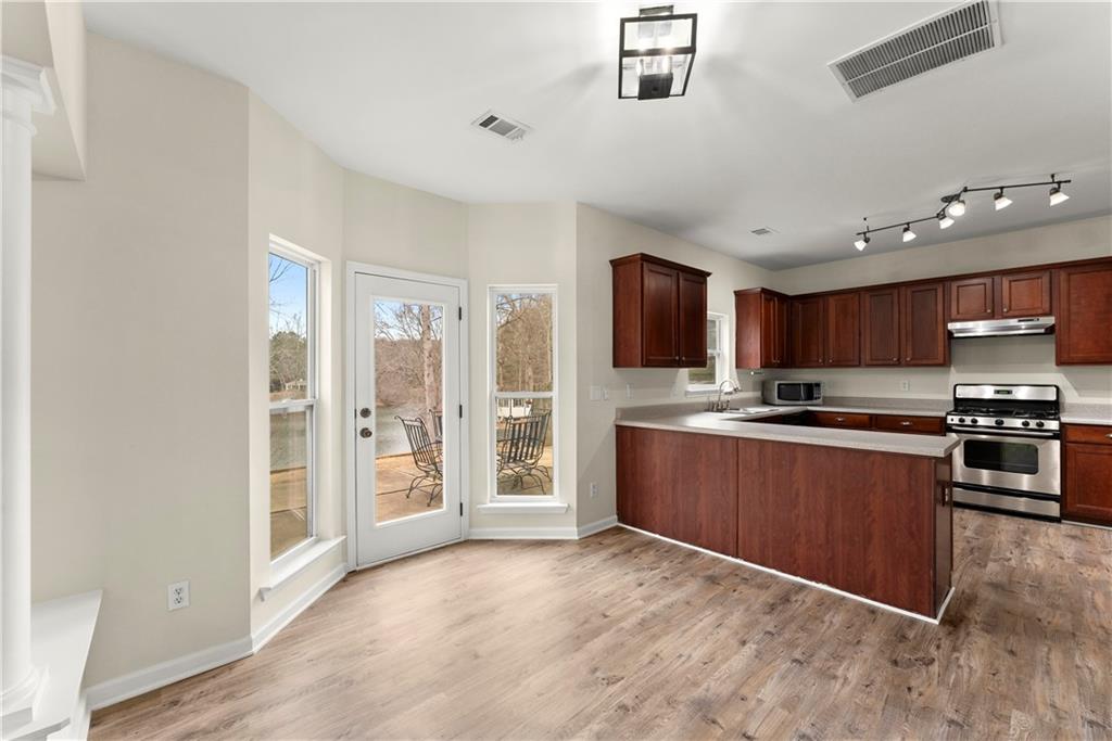 116 Hidden Lake Circle Canton, GA 30114 - Photo 8 of 34