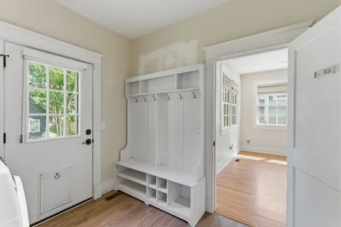 $1,100,000 | 3804 Central Avenue, Nashville, TN 37205