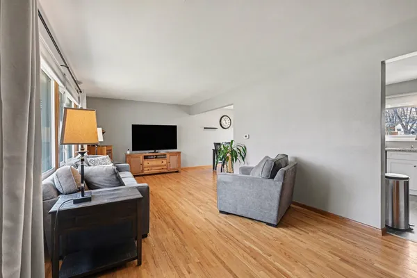 $369,900 | 1960 Lakeaires Boulevard, White Bear Lake, MN 55110