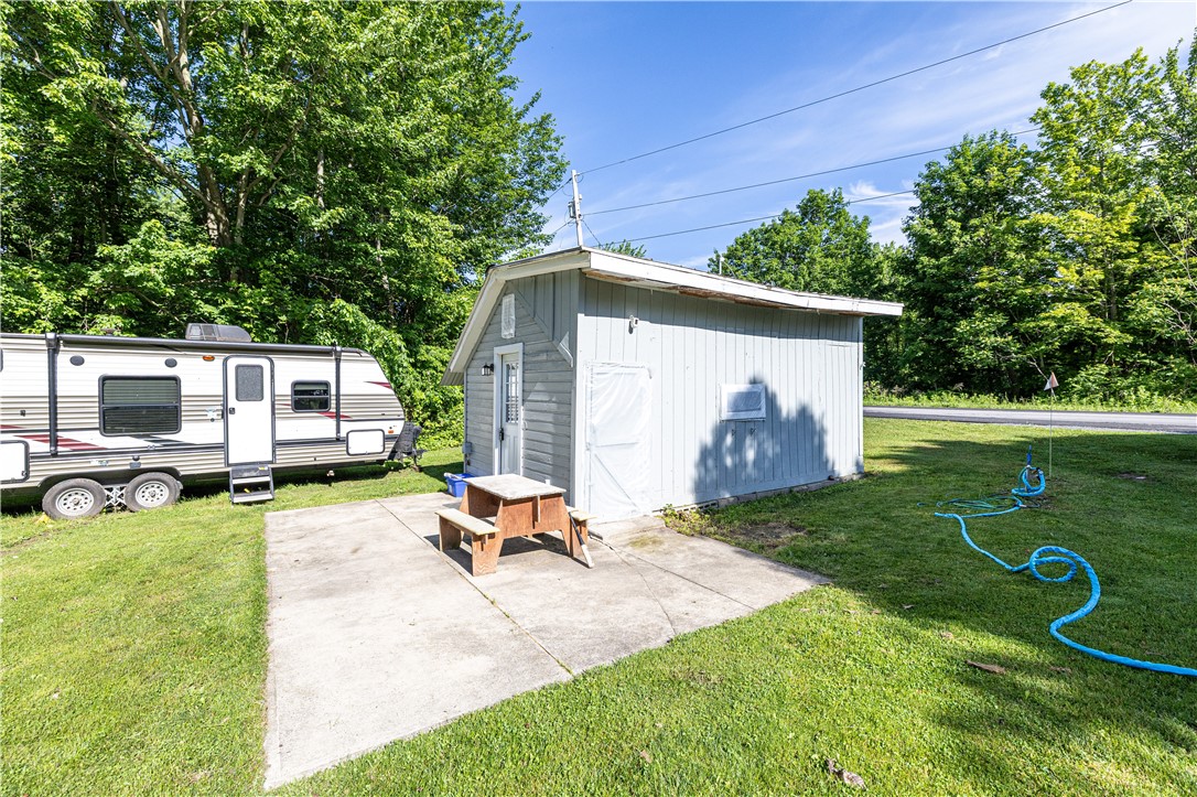 5524 Martin Road Marion, NY 14505 - Photo 4 of 27