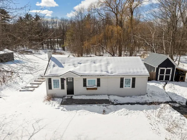 $395,000 | 230 Bean Road, Colchester, VT 05446
