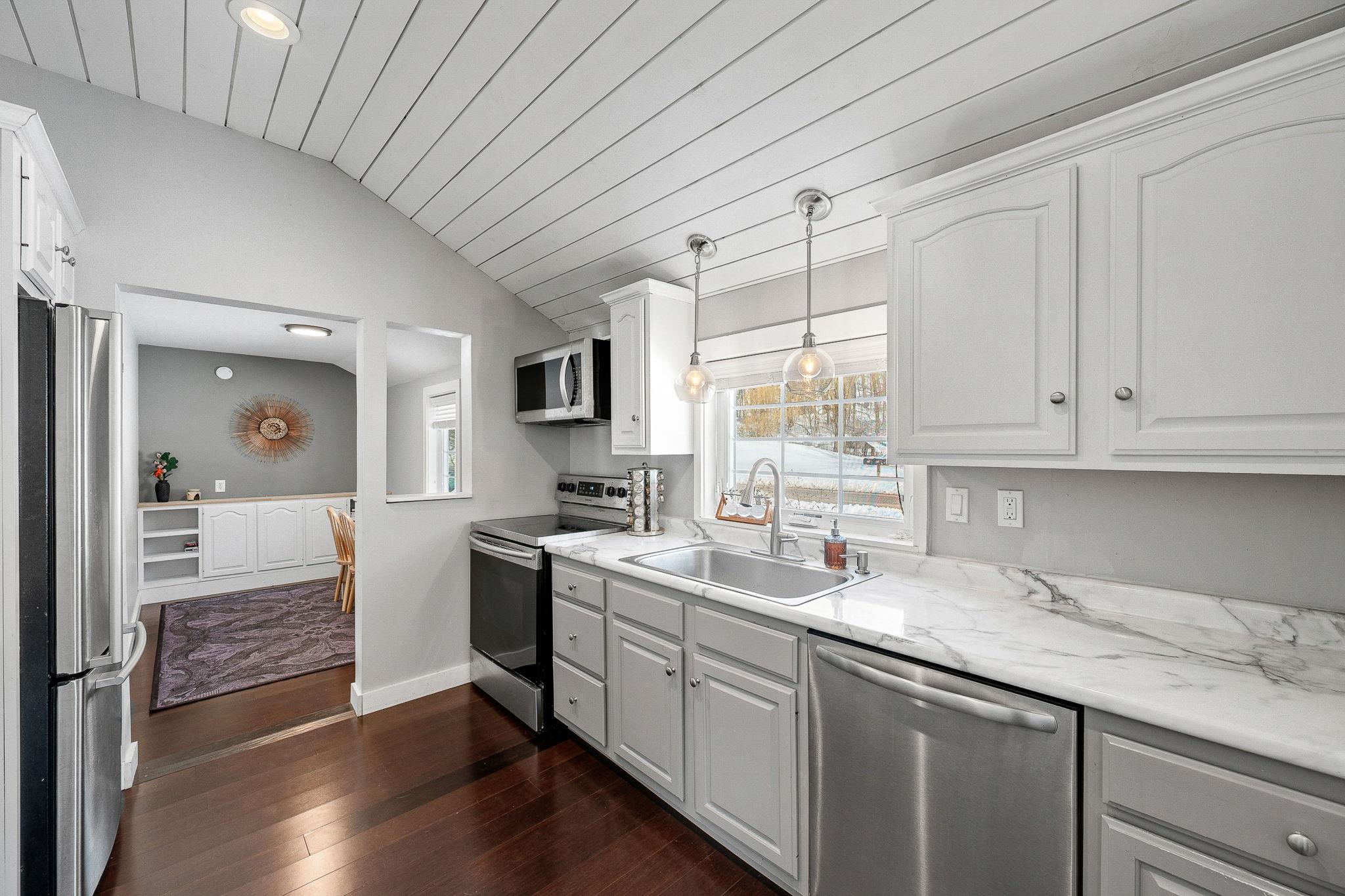 230 Bean Road Colchester, VT 05446 - Photo 16 of 69