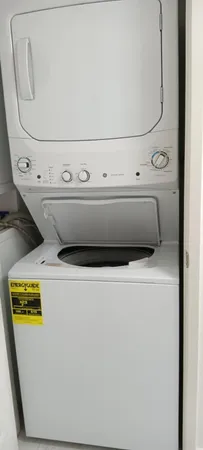 $3,000 | 5749 Camino Del Sol, Unit 202, Boca Raton, FL 33433