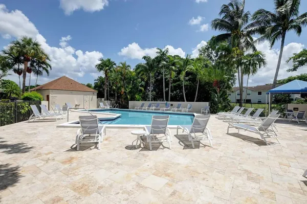 $3,000 | 5749 Camino Del Sol, Unit 202, Boca Raton, FL 33433
