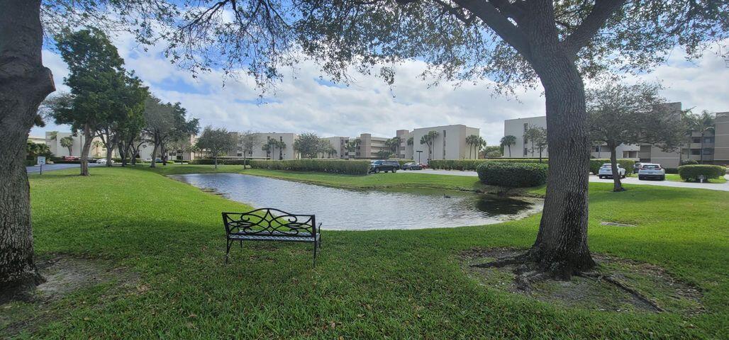 5749 Camino Del Sol, Unit 202 Boca Raton, FL 33433 - Photo 35 of 36 Grounds
