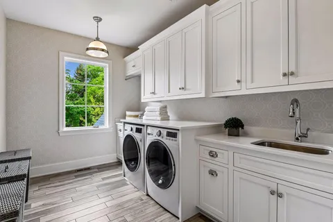 $2,350,000 | 730 Lanewood Lane North, Plymouth, MN 55447