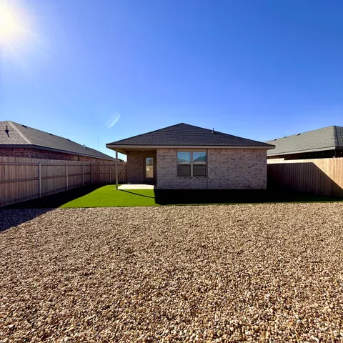 $1,600 | 8023 Date Avenue, Lubbock, TX 79404